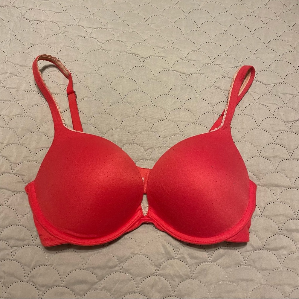 Victoria’s Secret Push Up Bra in Coral Pink 34D